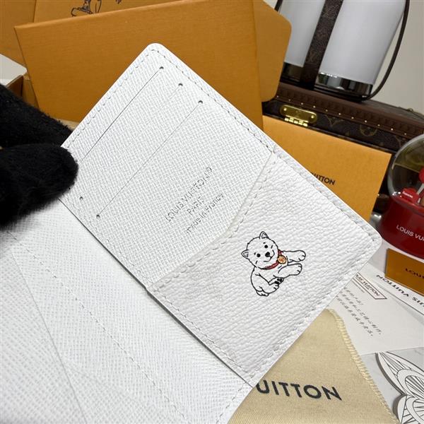 2026122105456216 270